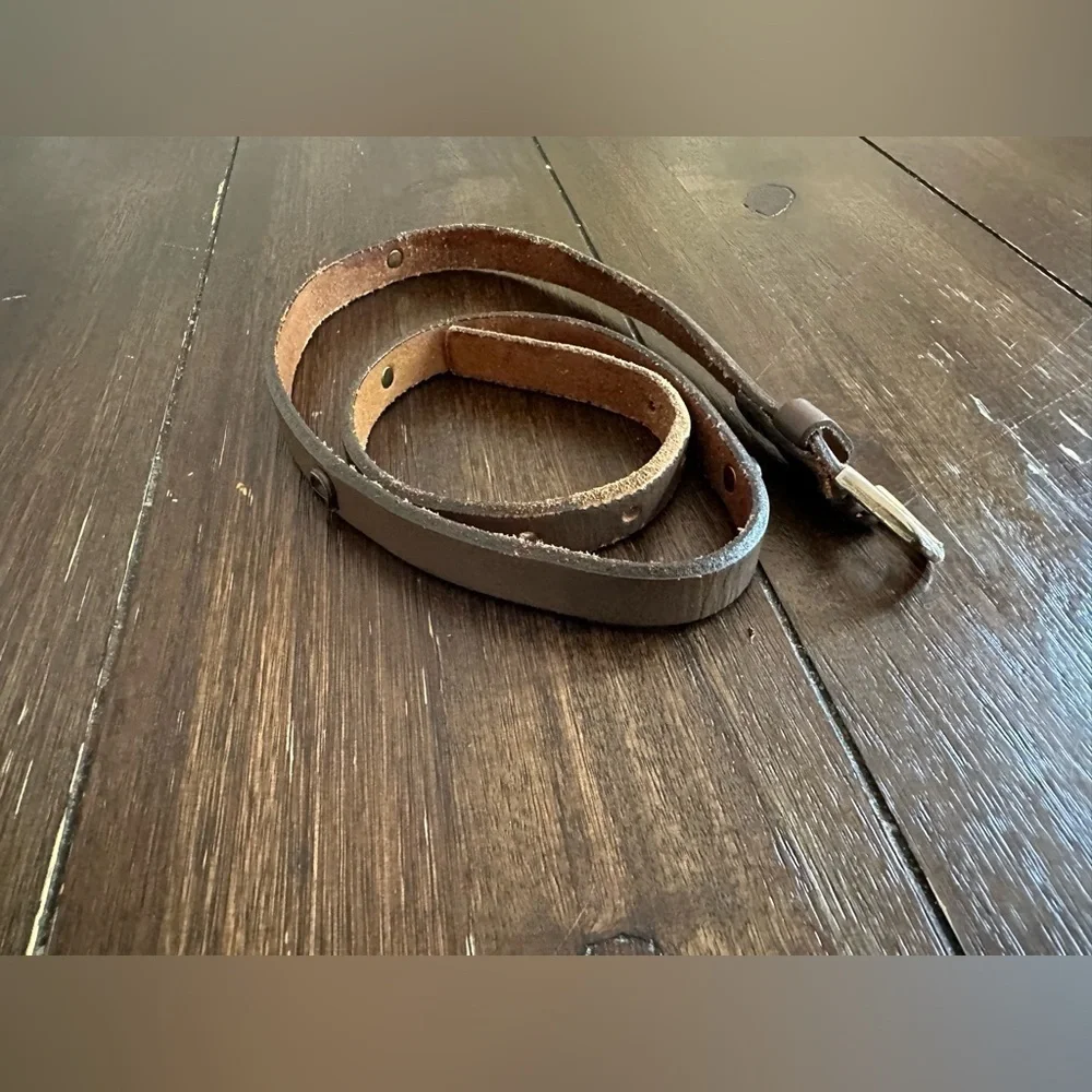 Vintage Etienne Aigner belt
